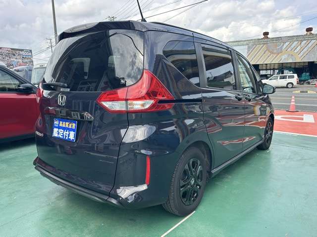 ホンダ フリード＋ １．５ クロスター ブラックスタイル R7年 (東海) 99