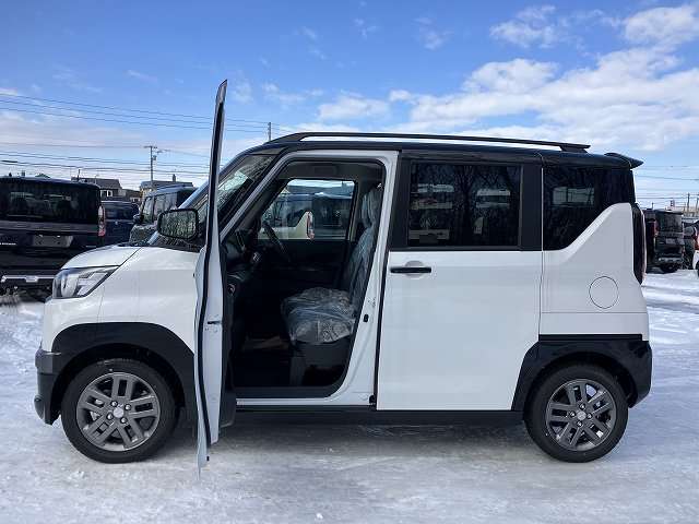 三菱 デリカ　ミニ ６６０ Ｇ プレミアム リミテッド エディション ４ＷＤ R7年 (北海道) 99
