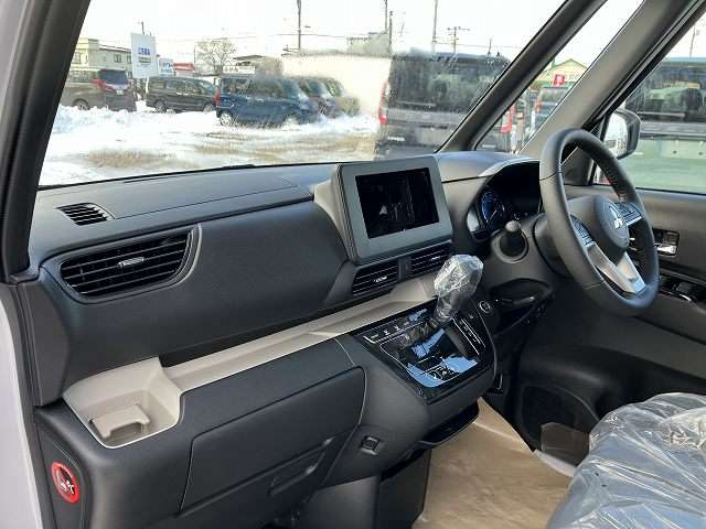 三菱 デリカ　ミニ ６６０ Ｇ プレミアム リミテッド エディション ４ＷＤ R7年 (北海道) 99