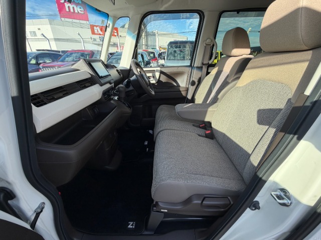 ホンダ Ｎ　ＢＯＸ ６６０ Ｌ R5年 (九州・沖縄) 99