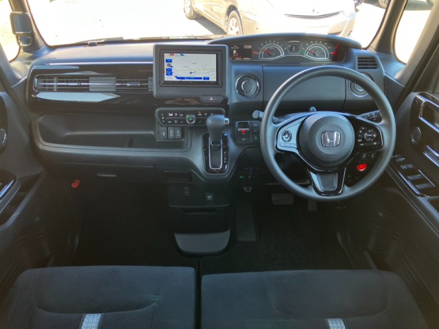 ホンダ Ｎ　ＢＯＸ カスタム ６６０ Ｌ R4年 (九州・沖縄) 99