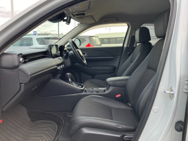 ホンダ ヴェゼル １．５ Ｅ：ＨＥＶ Ｚ R4年 () 99