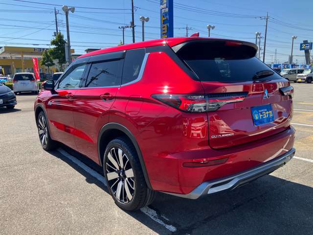 三菱 アウトランダーＰＨＥＶ ＰＨＥＶ ２．４ Ｐ ４ＷＤ R6年 (関東) 99