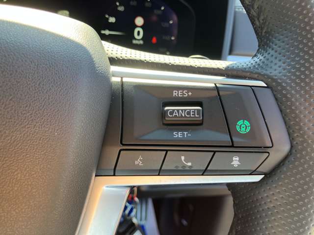 三菱 アウトランダーＰＨＥＶ ＰＨＥＶ ２．４ Ｐ ４ＷＤ R6年 (関東) 99