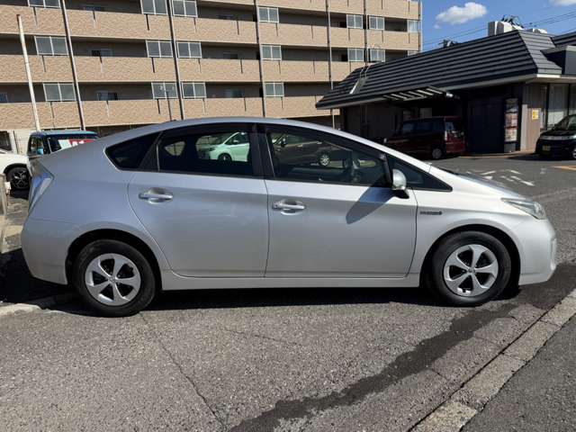 トヨタ プリウス １．８ Ｓ H25年 () 99