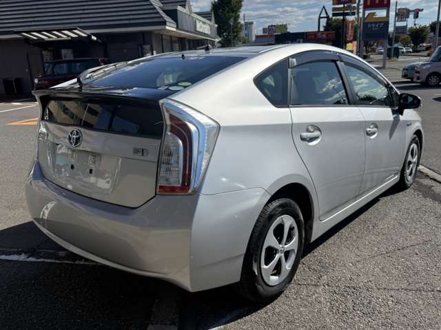 トヨタ プリウス １．８ Ｓ H25年 () 99