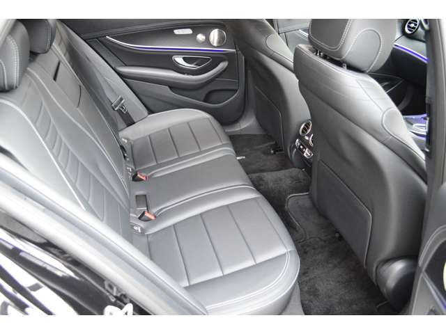 メルセデスベンツ Ｅクラスワゴン Ｅ２００ スポーツ （ＢＳＧ搭載モデル） ＭＰ２０２３０１ R4年 () 99