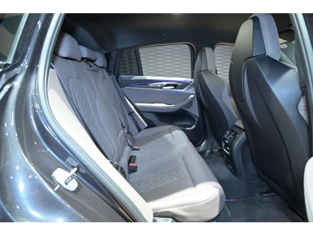 ＢＭＷ Ｘ４　Ｍ コンペティション ４ＷＤ R3年 (関東) 99