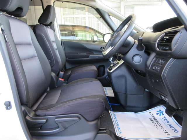 日産 セレナ １．２ Ｅ－ＰＯＷＥＲ ハイウェイスター Ｖ H30年 (関東) 99