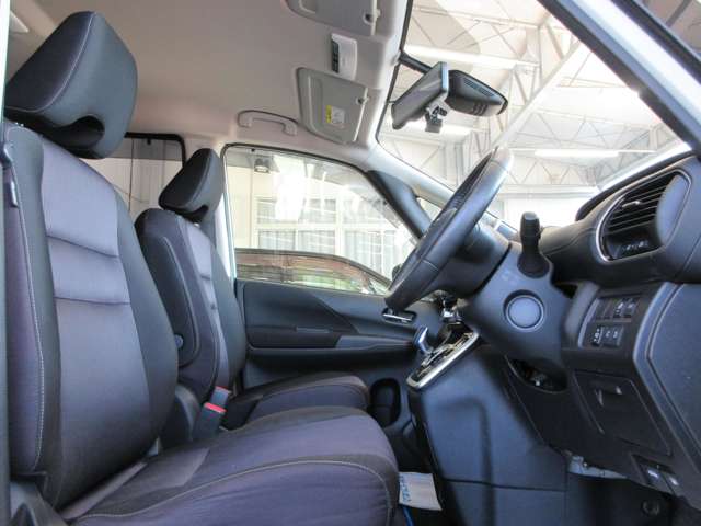 日産 セレナ １．２ Ｅ－ＰＯＷＥＲ ハイウェイスター Ｖ H30年 (関東) 99