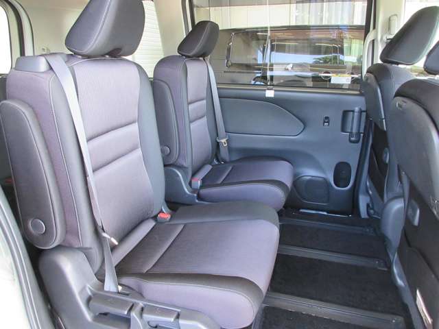 日産 セレナ １．２ Ｅ－ＰＯＷＥＲ ハイウェイスター Ｖ H30年 (関東) 99