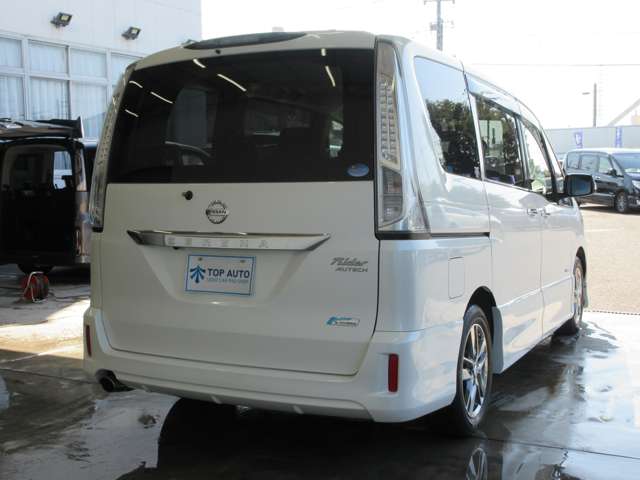 日産 セレナ ２．０ ライダー ブラックライン Ｓ－ＨＹＢＲＩＤ H25年 (関東) 99