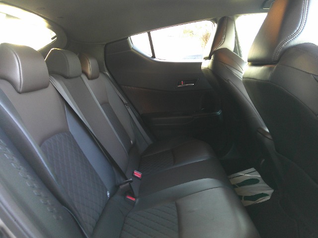 トヨタ Ｃ−ＨＲ １．２ Ｇ－Ｔ R1年 () 99
