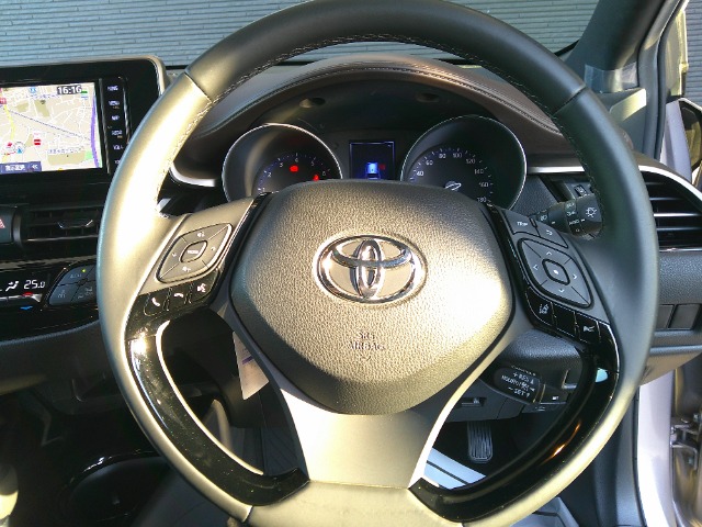 トヨタ Ｃ−ＨＲ １．２ Ｇ－Ｔ R1年 () 99