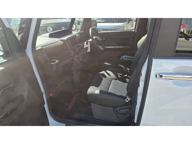 ダイハツ タント ６６０ カスタム ＲＳ R5年 () 99