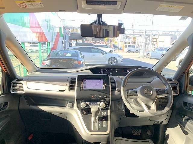日産 セレナ ２．０ Ｘ H28年 () 99