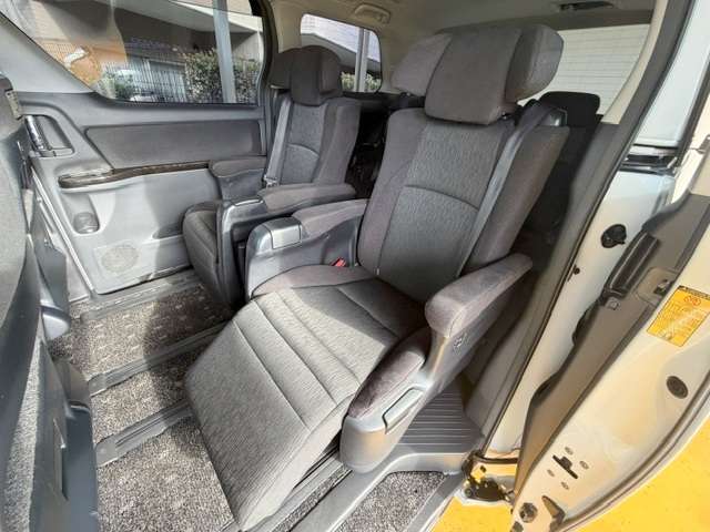 トヨタ ヴェルファイア ２．４Ｚ　Ｇエディション H24年 (関東) 99