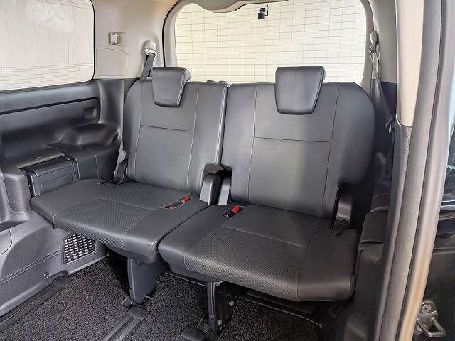 トヨタ エスクァイア ２．０ ＧＩ H27年 (関東) 99