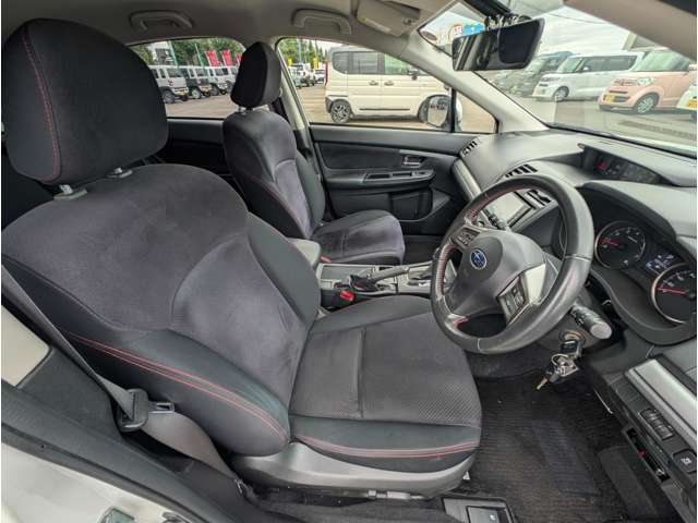 スバル インプレッサスポーツ ２．０ｉ−Ｓ　リミテッド H26年 () 99