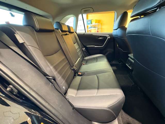 トヨタ ＲＡＶ４ ２．０ Ｇ ４ＷＤ R4年 () 99