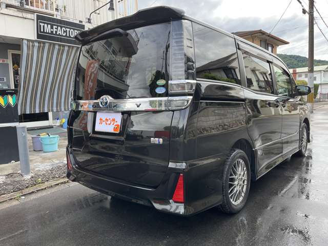 トヨタ ヴォクシー １．８ ハイブリッド ＺＳ H29年 (近畿) 99
