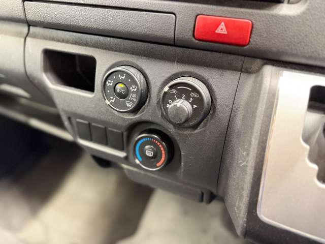 トヨタ ハイエースバン ２．０ ＤＸ ロング ＧＬパッケージ H27年 () 99