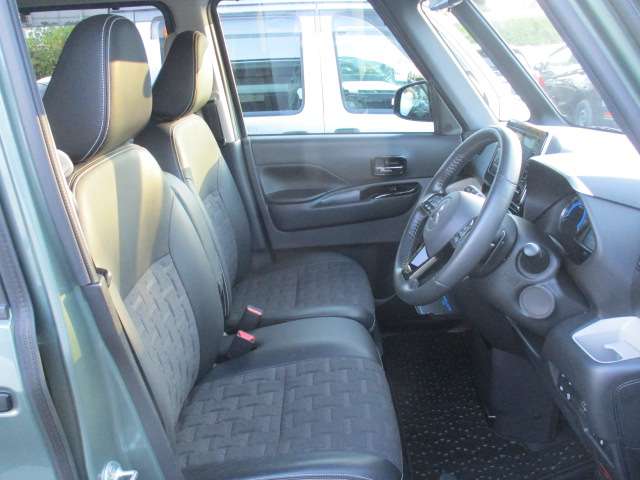 三菱 デリカ　ミニ ６６０ Ｔ プレミアム ４ＷＤ R5年 () 99