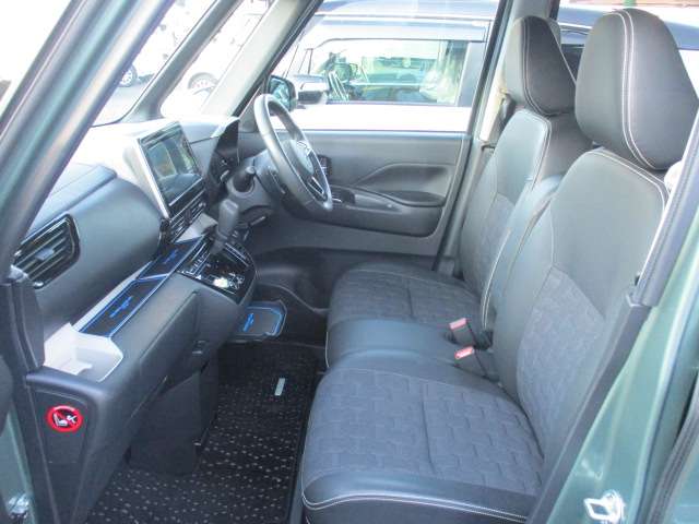三菱 デリカ　ミニ ６６０ Ｔ プレミアム ４ＷＤ R5年 () 99