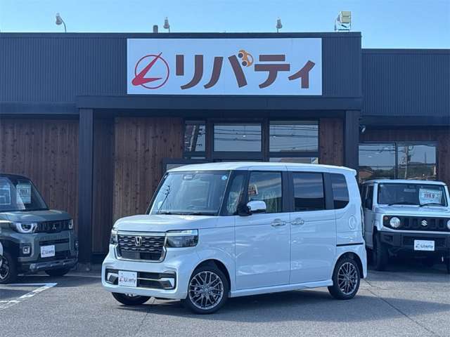 ホンダ Ｎ　ＢＯＸ カスタム ６６０ ターボ R8年 (四国) 99