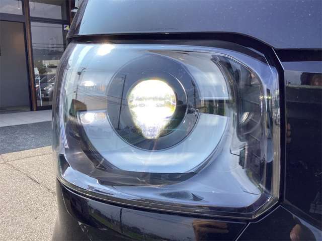 ホンダ Ｎ　ＢＯＸ ６６０ R8年 (四国) 99