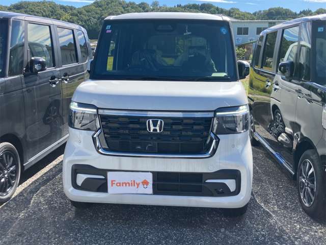 ホンダ Ｎ　ＢＯＸ カスタム ６６０ R8年 (東海) 99
