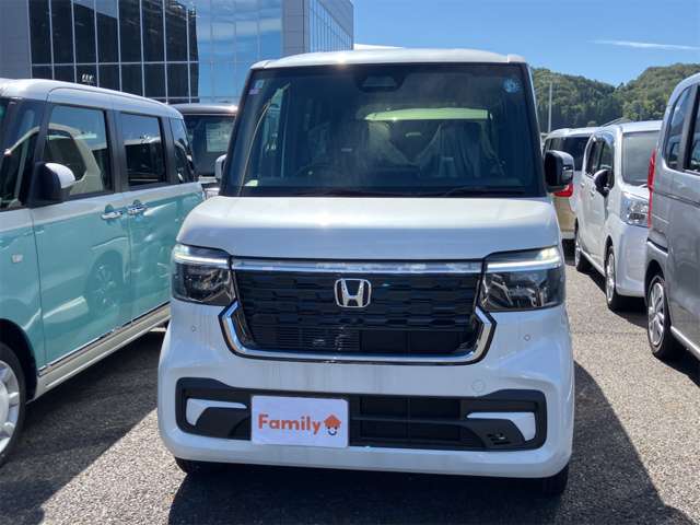 ホンダ Ｎ　ＢＯＸ カスタム ６６０ R8年 (東海) 99