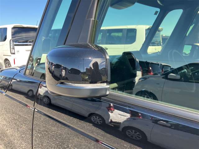 ホンダ Ｎ　ＢＯＸ カスタム ６６０ R8年 (東海) 99