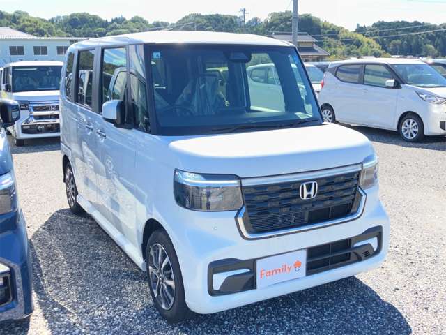 ホンダ Ｎ　ＢＯＸ カスタム ６６０ R8年 (東海) 99