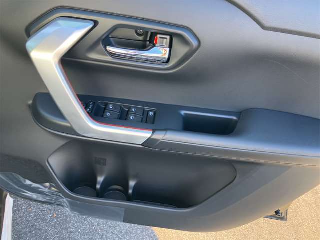 トヨタ ライズ １．２ Ｇ R8年 (東海) 99