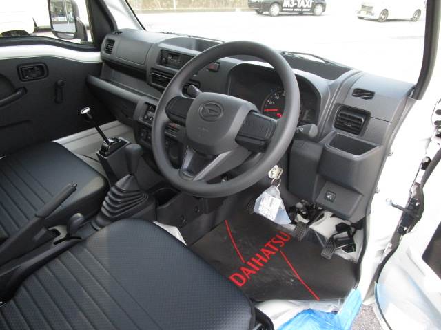 ダイハツ ハイゼットトラック 多目的ダンプ ＰＴＯ ４ＷＤ ５Ｆ R8年 (関東) 99