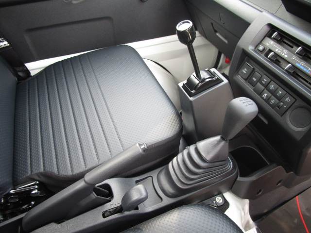 ダイハツ ハイゼットトラック 多目的ダンプ ＰＴＯ ４ＷＤ ５Ｆ R8年 (関東) 99