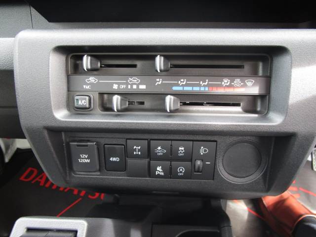 ダイハツ ハイゼットトラック 多目的ダンプ ＰＴＯ ４ＷＤ ５Ｆ R8年 (関東) 99
