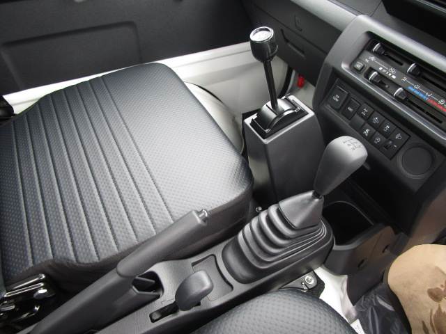 ダイハツ ハイゼットトラック 多目的ダンプ ＰＴＯ ４ＷＤ ５Ｆ R8年 (関東) 99