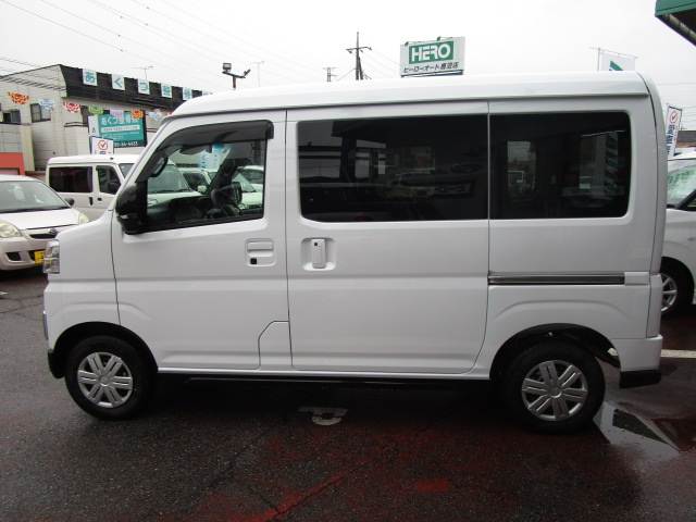 ダイハツ アトレー ＲＳ カーペットマット＋サイドバイザー付 R7年 (関東) 99