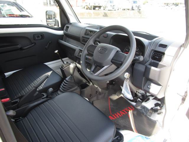 ダイハツ ハイゼットトラック 多目的ダンプ ＰＴＯ ４ＷＤ ５Ｆ R7年 (関東) 99