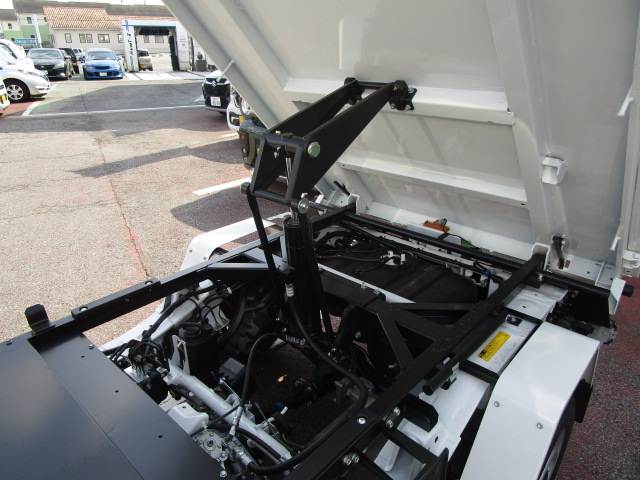 ダイハツ ハイゼットトラック 多目的ダンプ ＰＴＯ ４ＷＤ ５Ｆ R7年 (関東) 99