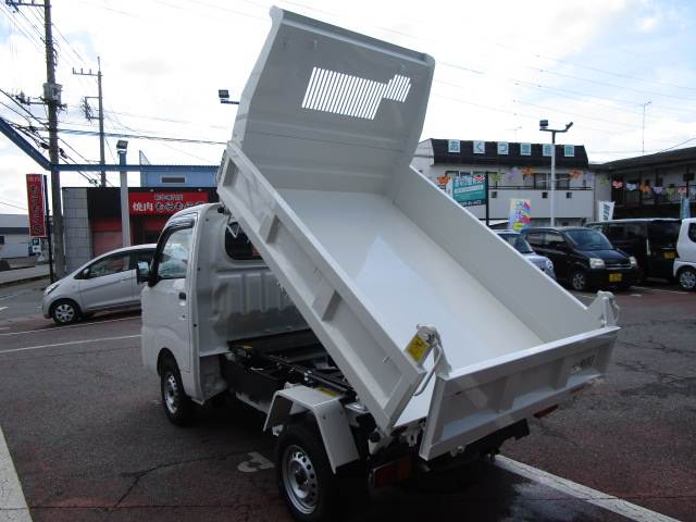 ダイハツ ハイゼットトラック 多目的ダンプ ＰＴＯ ４ＷＤ ５Ｆ R7年 (関東) 99
