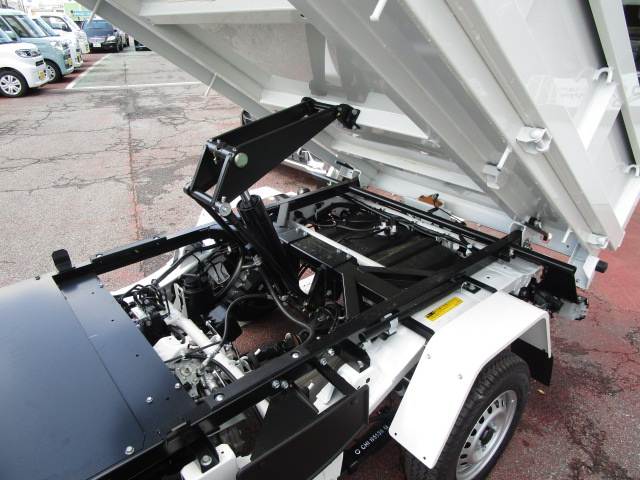 ダイハツ ハイゼットトラック 多目的ダンプ ＰＴＯ ４ＷＤ ５Ｆ R7年 (関東) 99