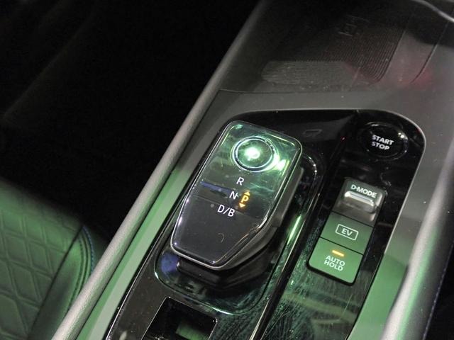 日産 ノート １．２ ＡＵＴＥＣＨ クロスオーバー R4年 (近畿) 99