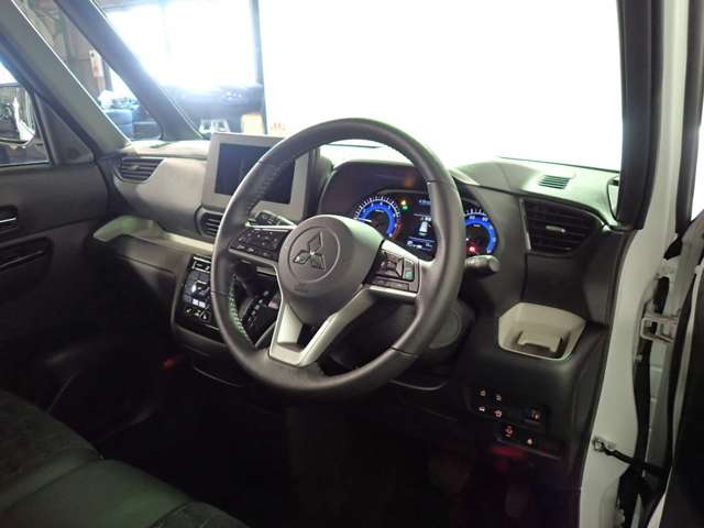 三菱 デリカ　ミニ ６６０ Ｇ プレミアム ４ＷＤ R7年 (近畿) 99