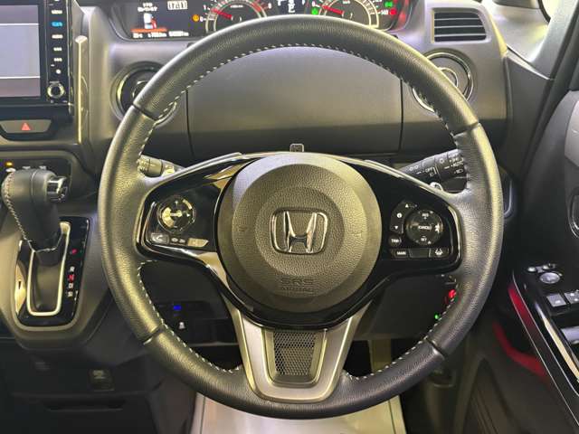 ホンダ Ｎ　ＢＯＸ カスタム ６６０ Ｌ ターボ スタイルプラス ブラック R4年 (四国) 99