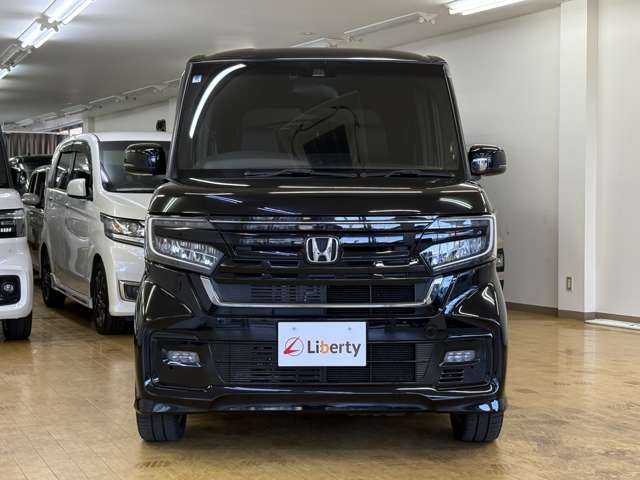 ホンダ Ｎ　ＢＯＸ カスタム ６６０ Ｌ ターボ スタイルプラス ブラック R4年 (四国) 99