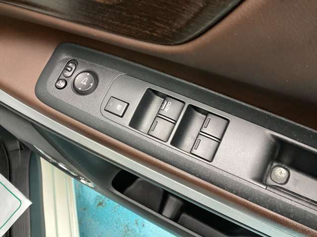 ホンダ Ｎ　ＢＯＸ　スラッシュ ６６０ Ｇ ターボＬ インテリアカラーパッケージ H28年 (関東) 99