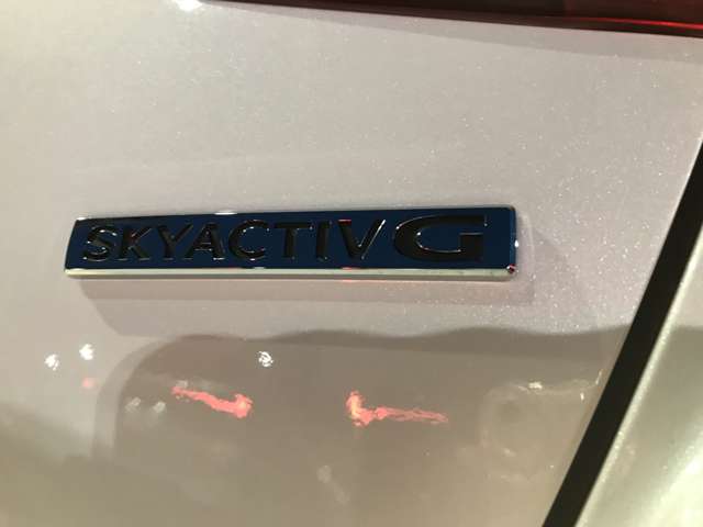 マツダ ＭＡＺＤＡ２ １．５ １５Ｃ ＩＩ R8年 (関東) 99